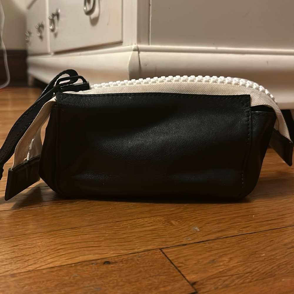 MADE IN ITALY BLACK ABD WHITE HARMIN BAG